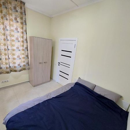 Check Inn Hostel Almaty Bagian luar foto