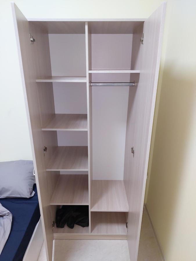 Check Inn Hostel Almaty Bagian luar foto
