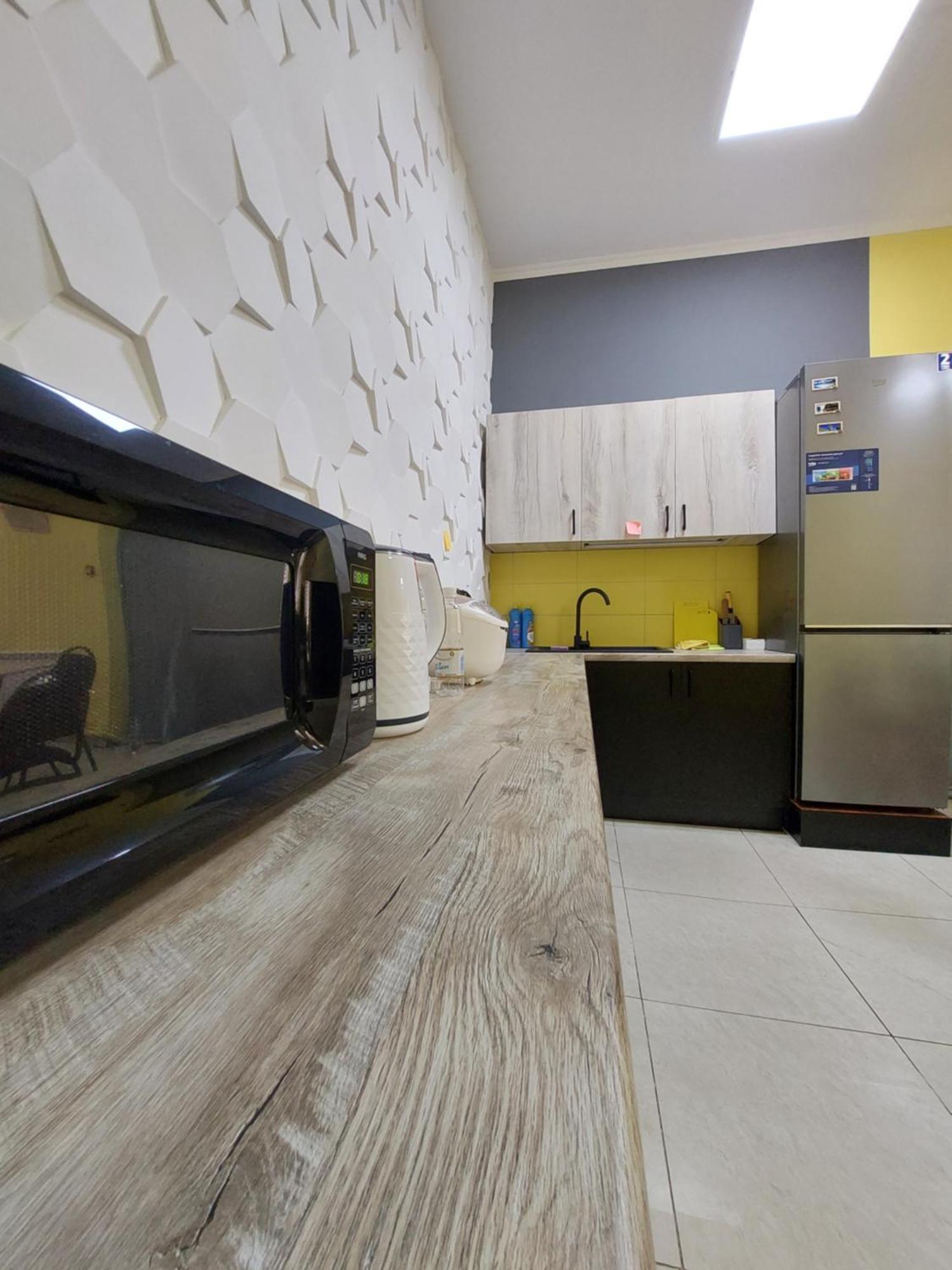 Check Inn Hostel Almaty Bagian luar foto
